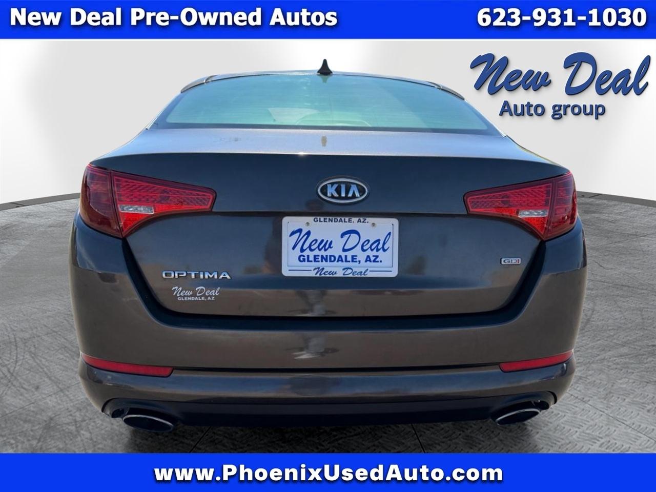 Kia Optima LX AT 2011