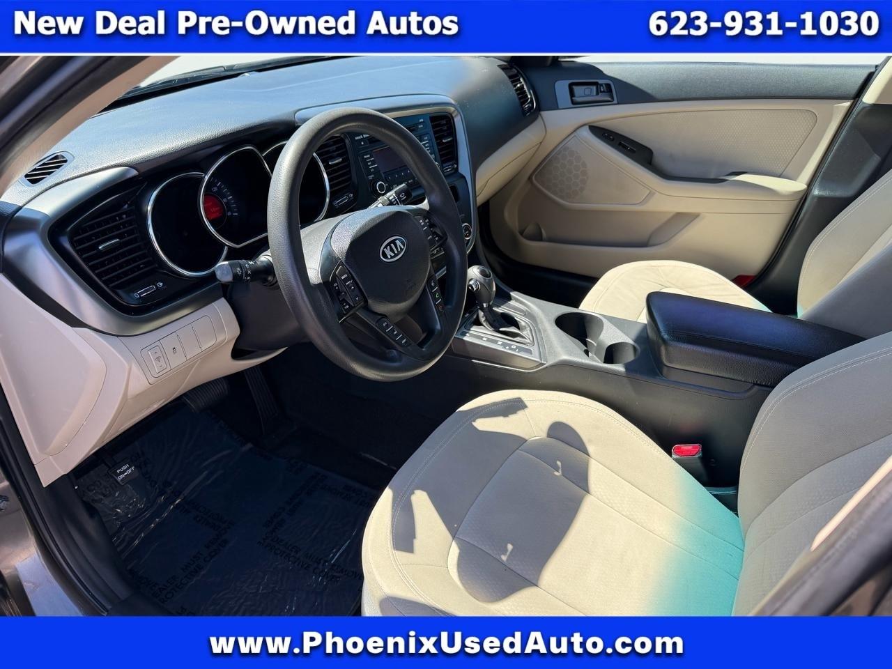 Kia Optima LX AT 2011