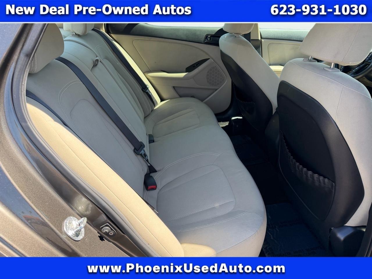 Kia Optima LX AT 2011