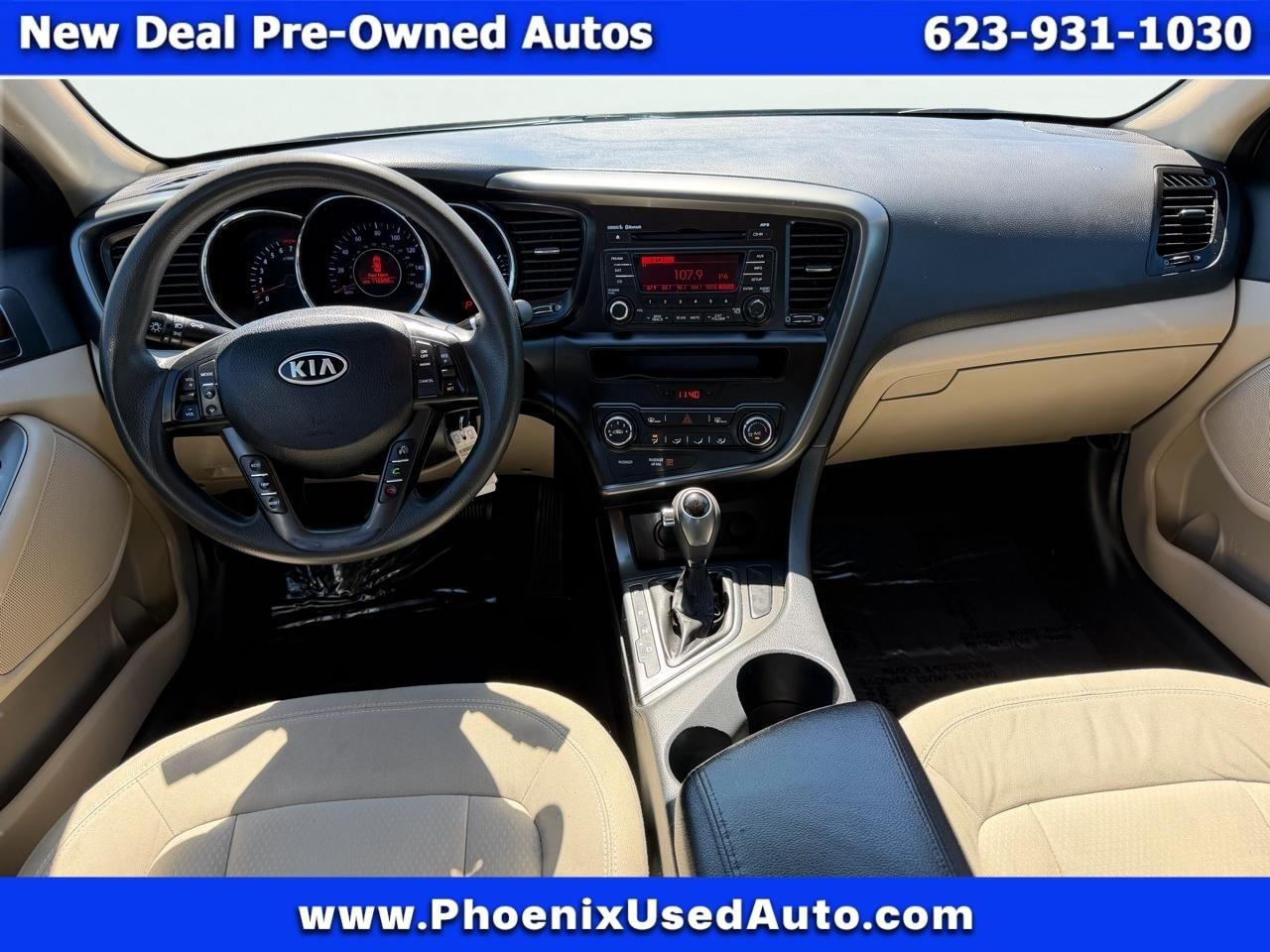 Kia Optima LX AT 2011