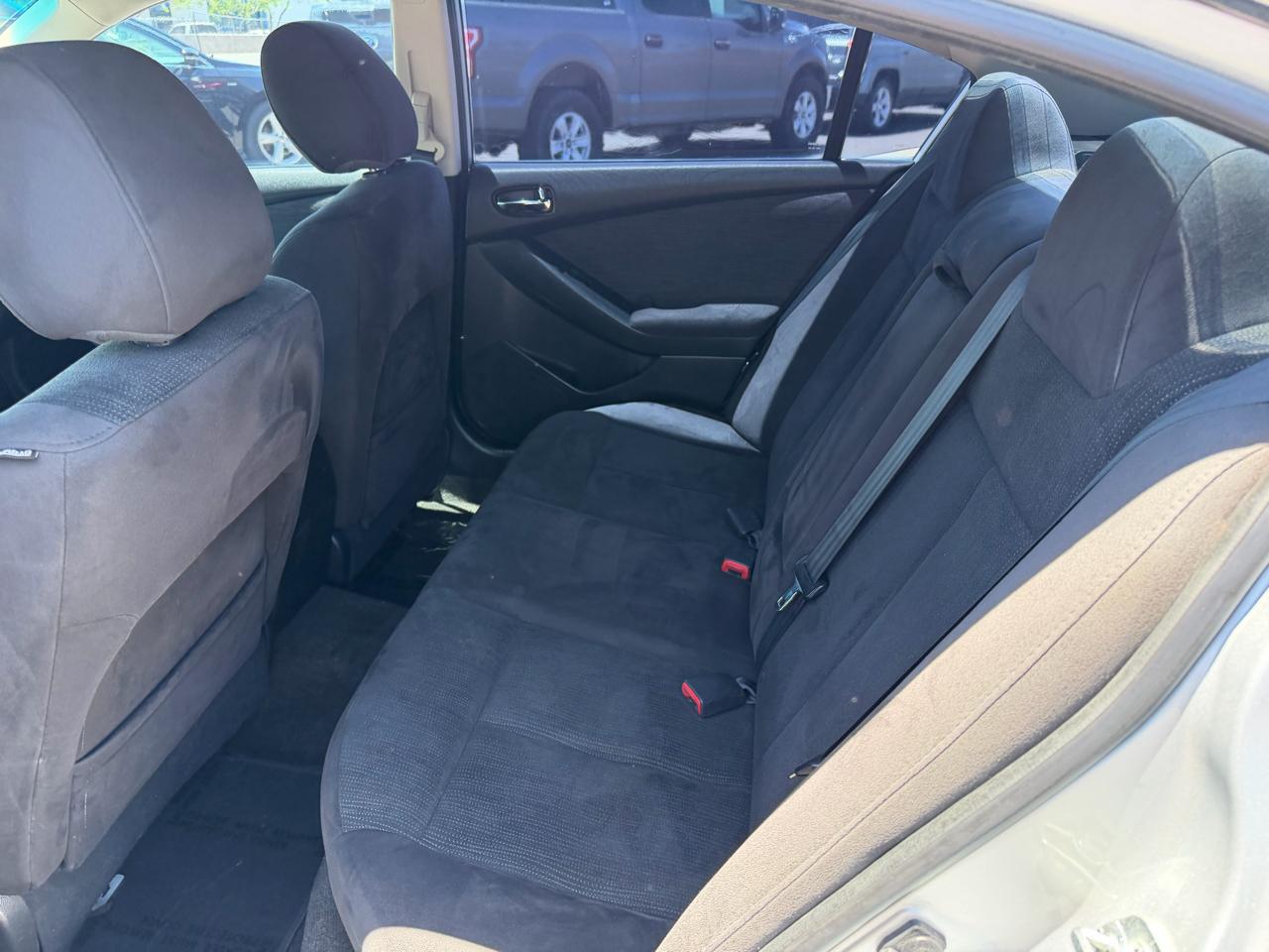 Nissan Altima 2.5 S 2011