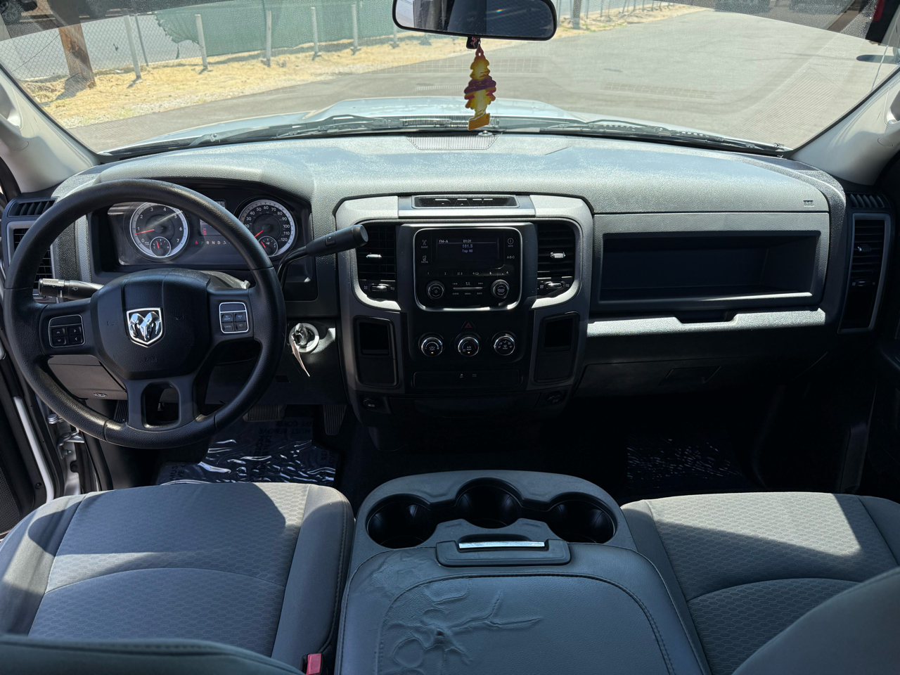 RAM 1500 Tradesman Quad Cab 2WD 2014