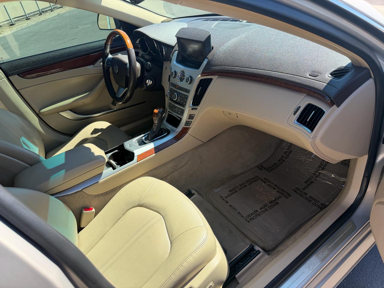 Cadillac CTS 3.6L SIDI with Navigation 2009