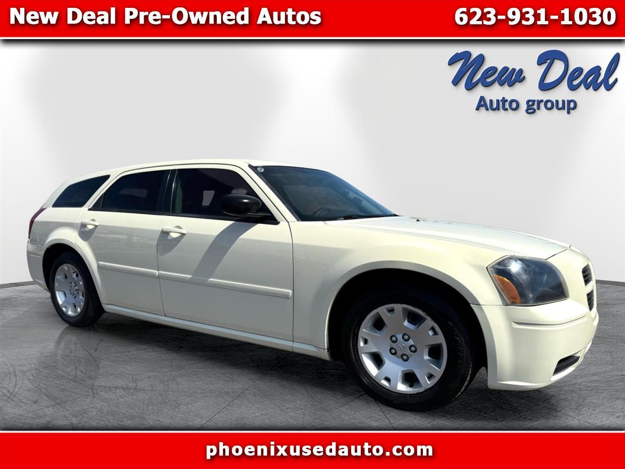 2005 Dodge Magnum SE