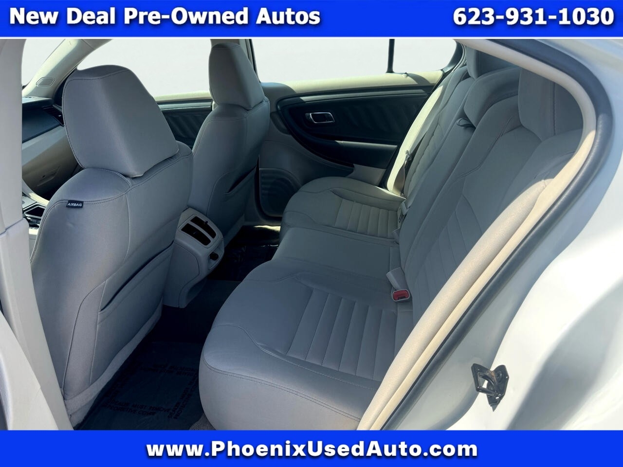 Ford Taurus SE FWD 2011 Ford Taurus SE FWD 2011