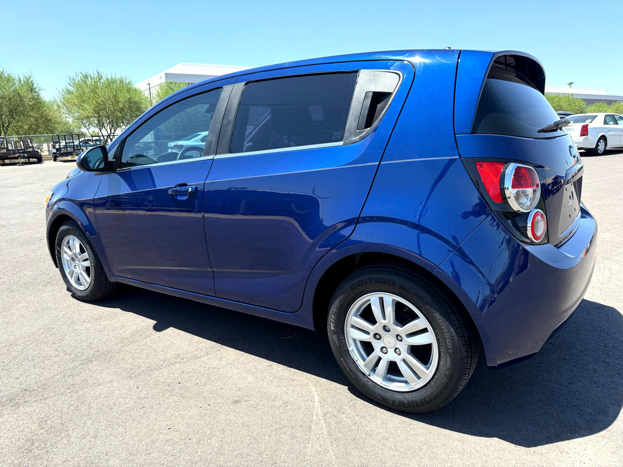 2013 Chevrolet Sonic LT photo 4