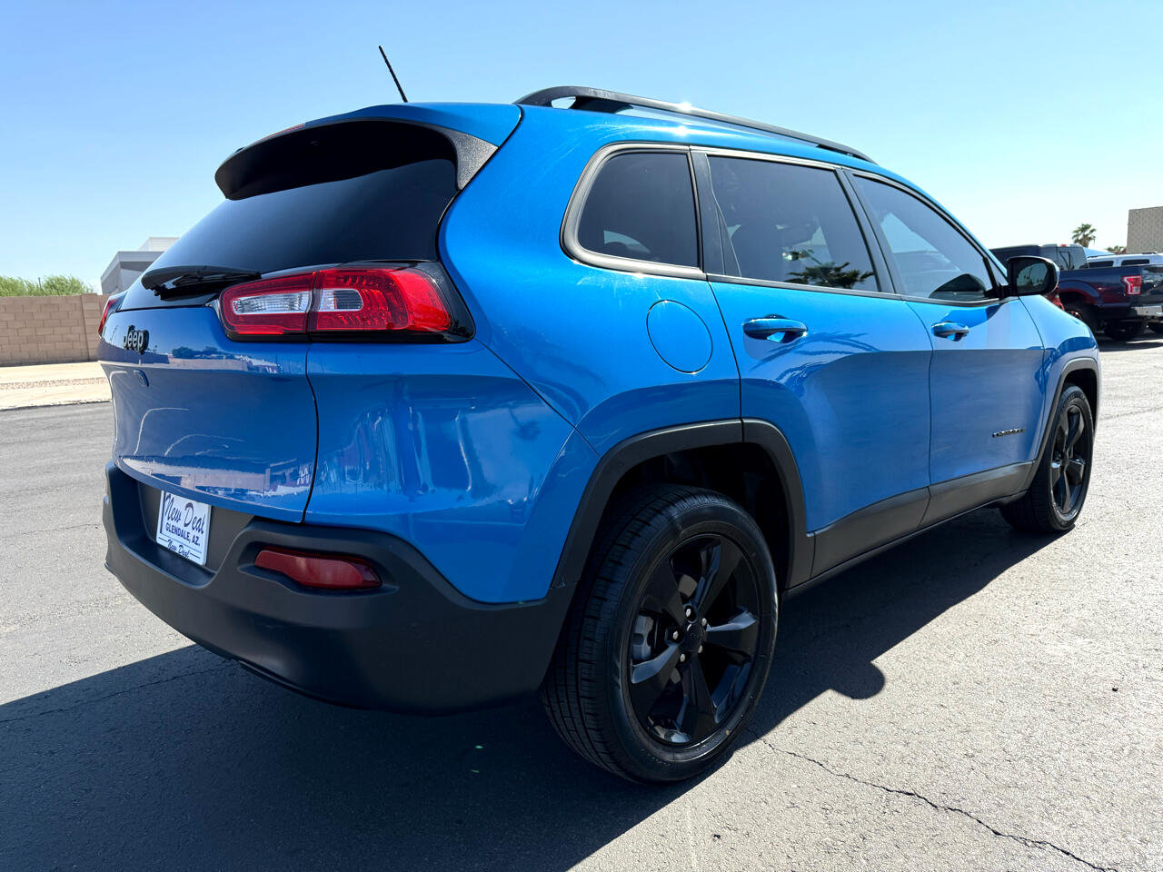 2018 Jeep Cherokee Latitude photo 2