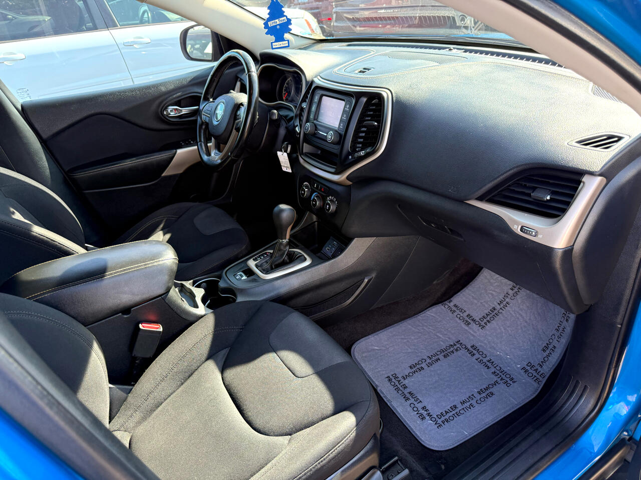 2018 Jeep Cherokee Latitude photo 8