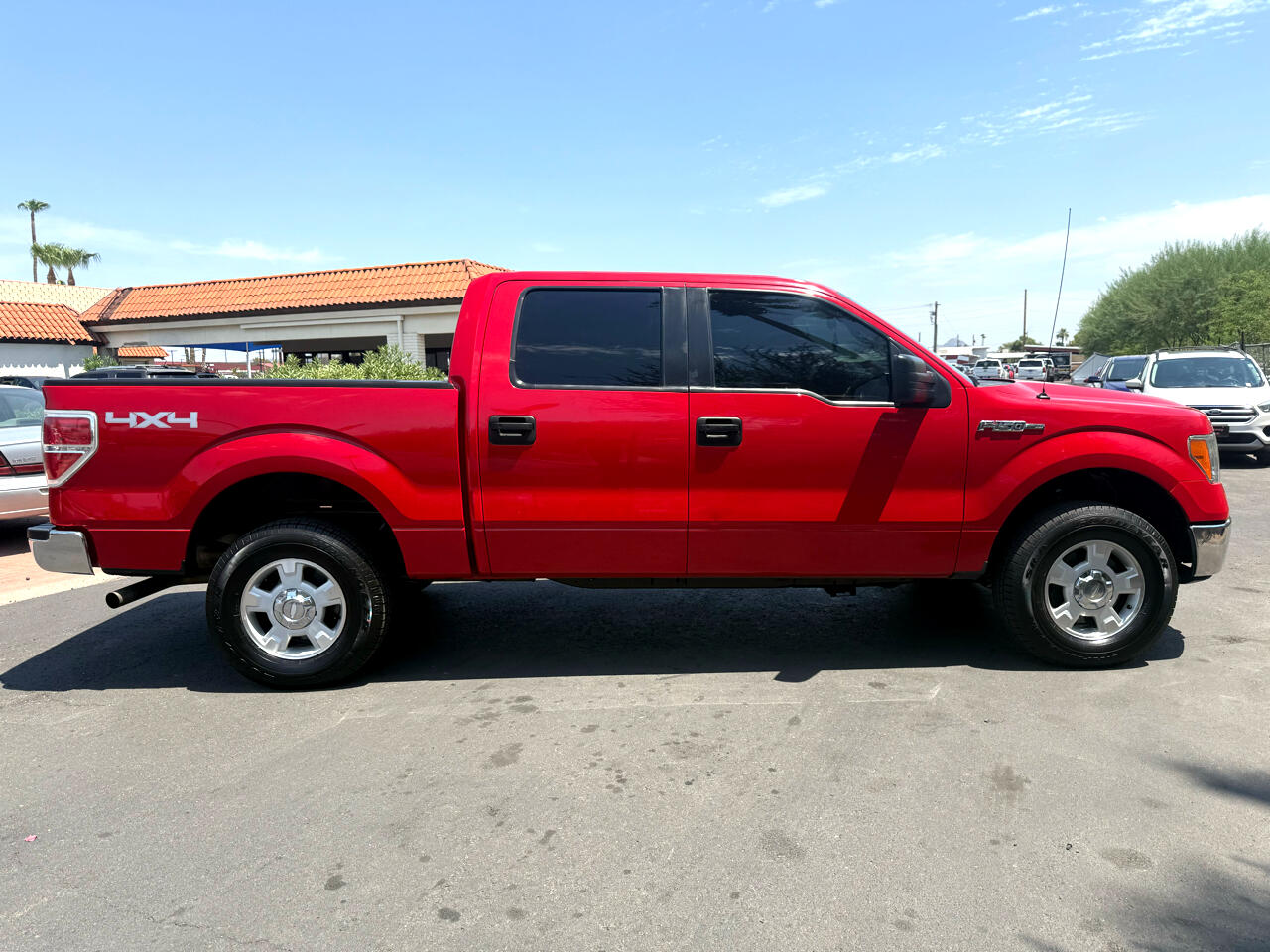 2012 Ford F-150 XLT photo 2