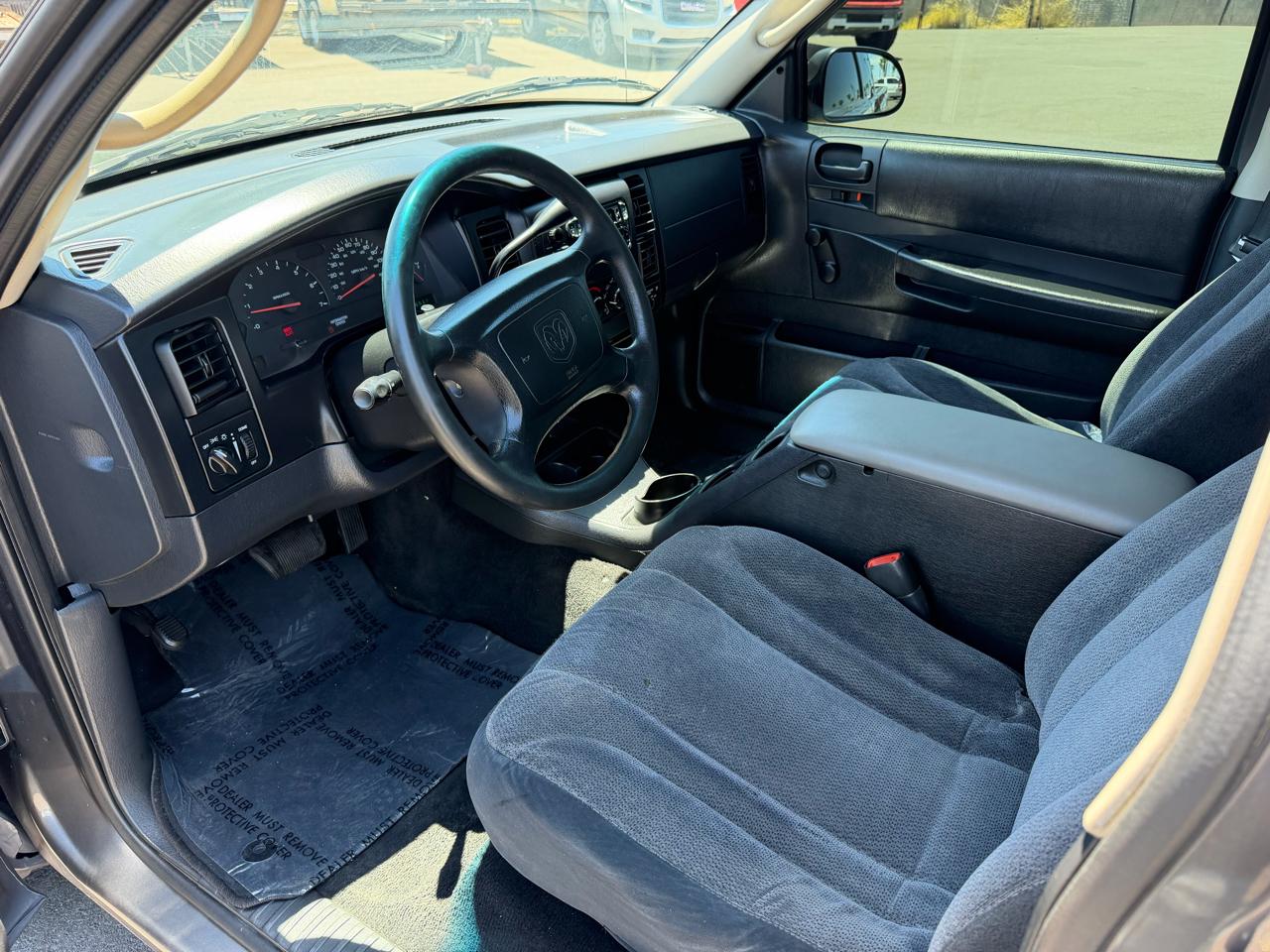 Dodge Dakota Club Cab 2WD 2003