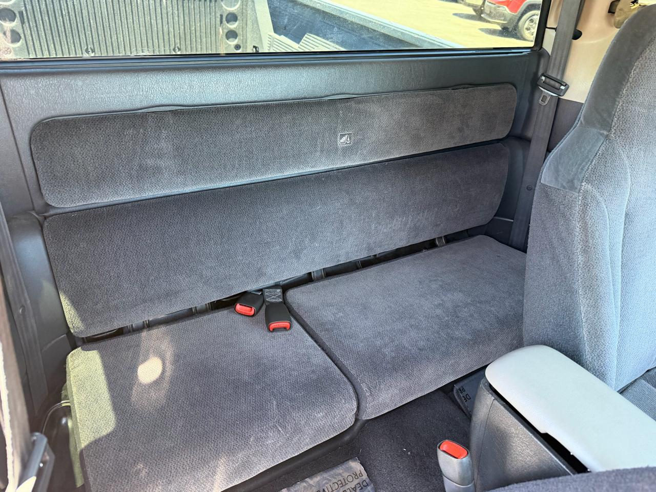Dodge Dakota Club Cab 2WD 2003
