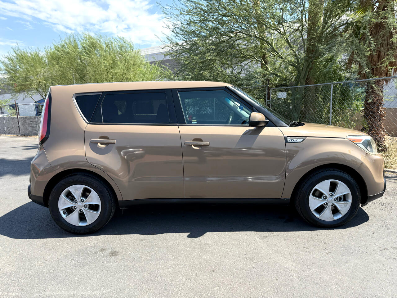 2015 Kia Soul Base photo 2