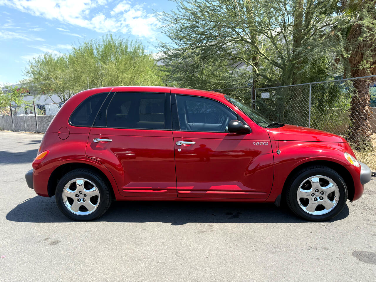 2002 Chrysler PT Cruiser Limited photo 2