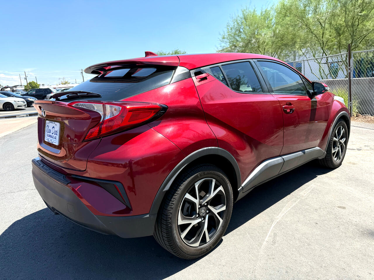 2018 Toyota C-HR XLE photo 2