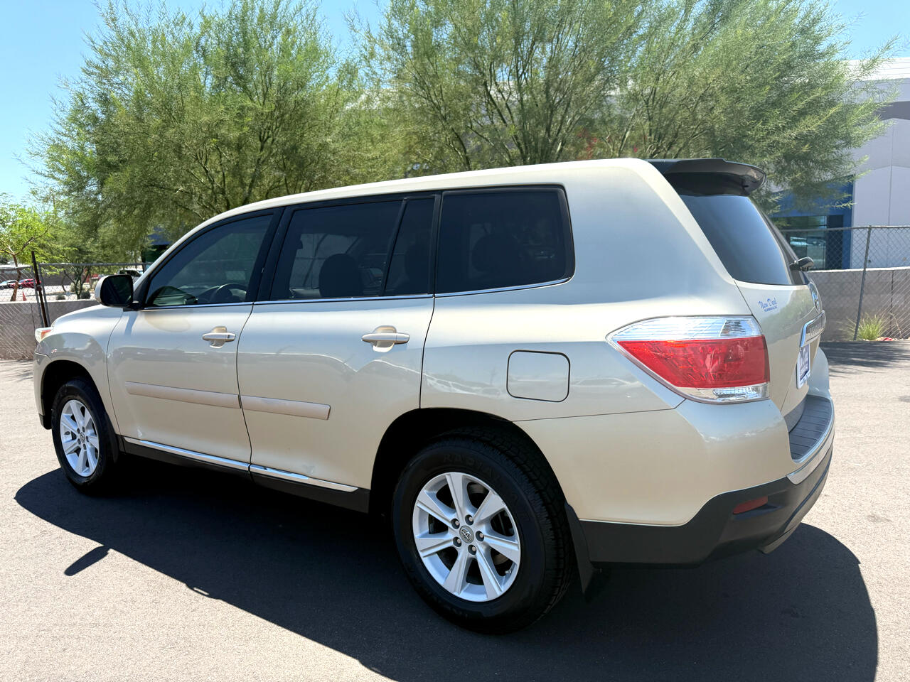 2012 Toyota Highlander Base photo 5