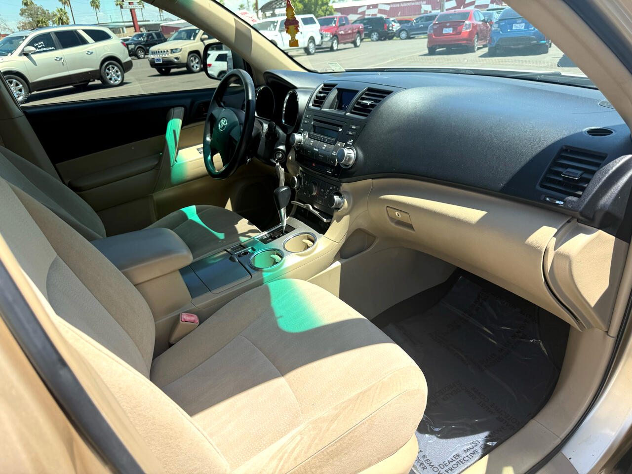 2012 Toyota Highlander Base photo 11