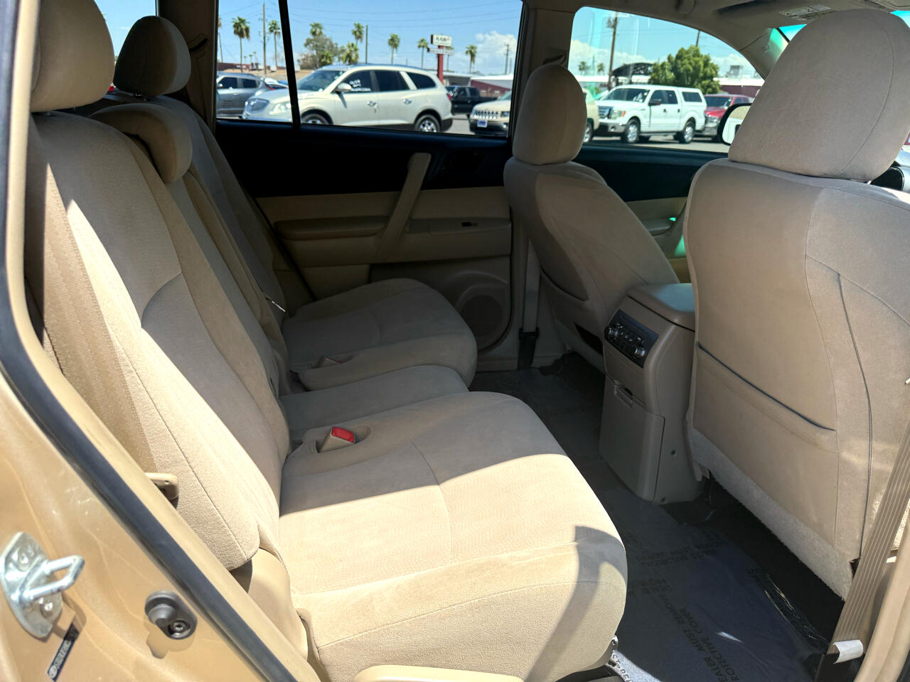 2012 Toyota Highlander Base photo 12