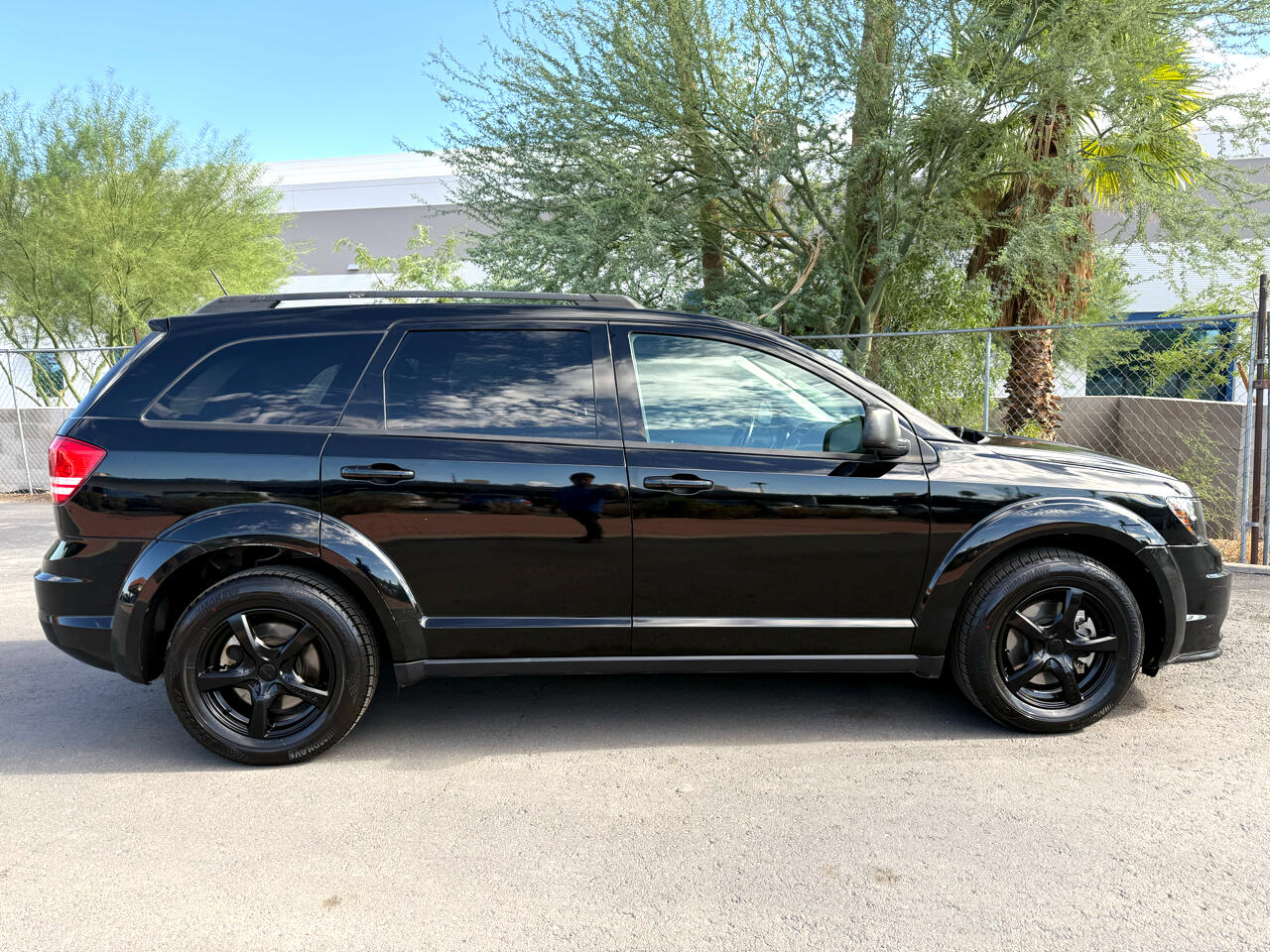 2018 Dodge Journey SE photo 2