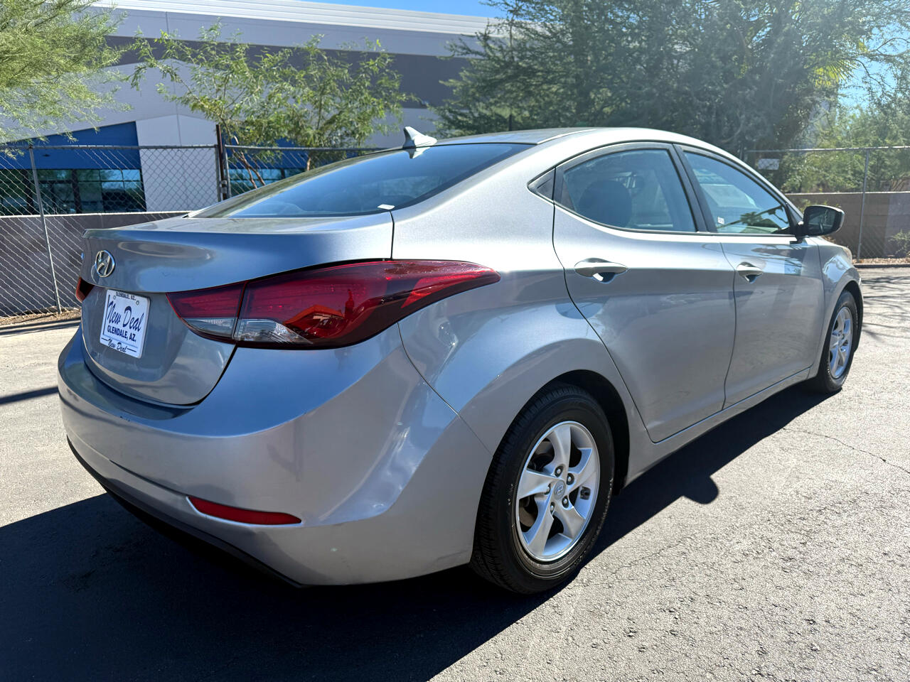 2015 Hyundai Elantra SE photo 3