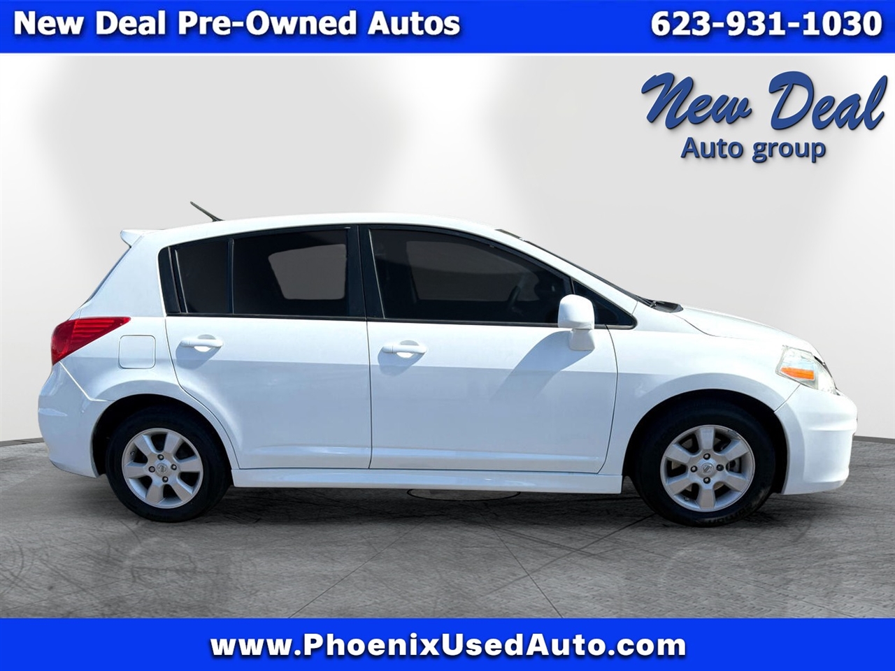 Nissan Versa 1.8 SL Hatchback 2011 Nissan Versa 1.8 SL Hatchback 2011