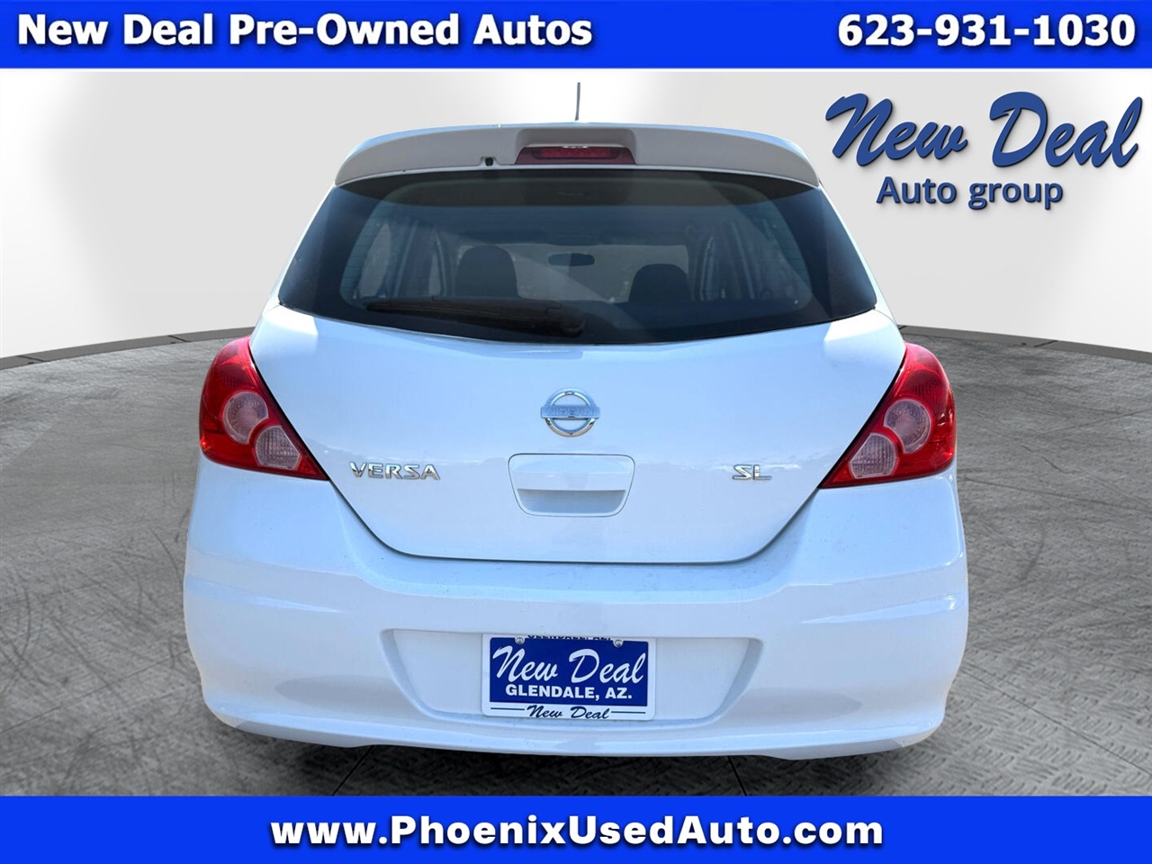 Nissan Versa 1.8 SL Hatchback 2011 Nissan Versa 1.8 SL Hatchback 2011