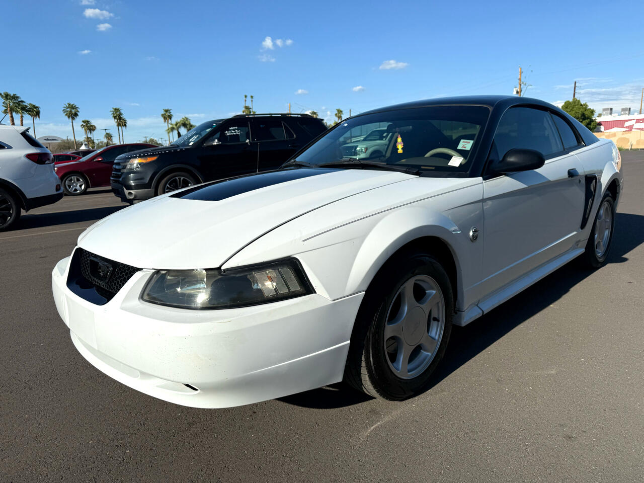 2004 Ford Mustang Premium photo 7