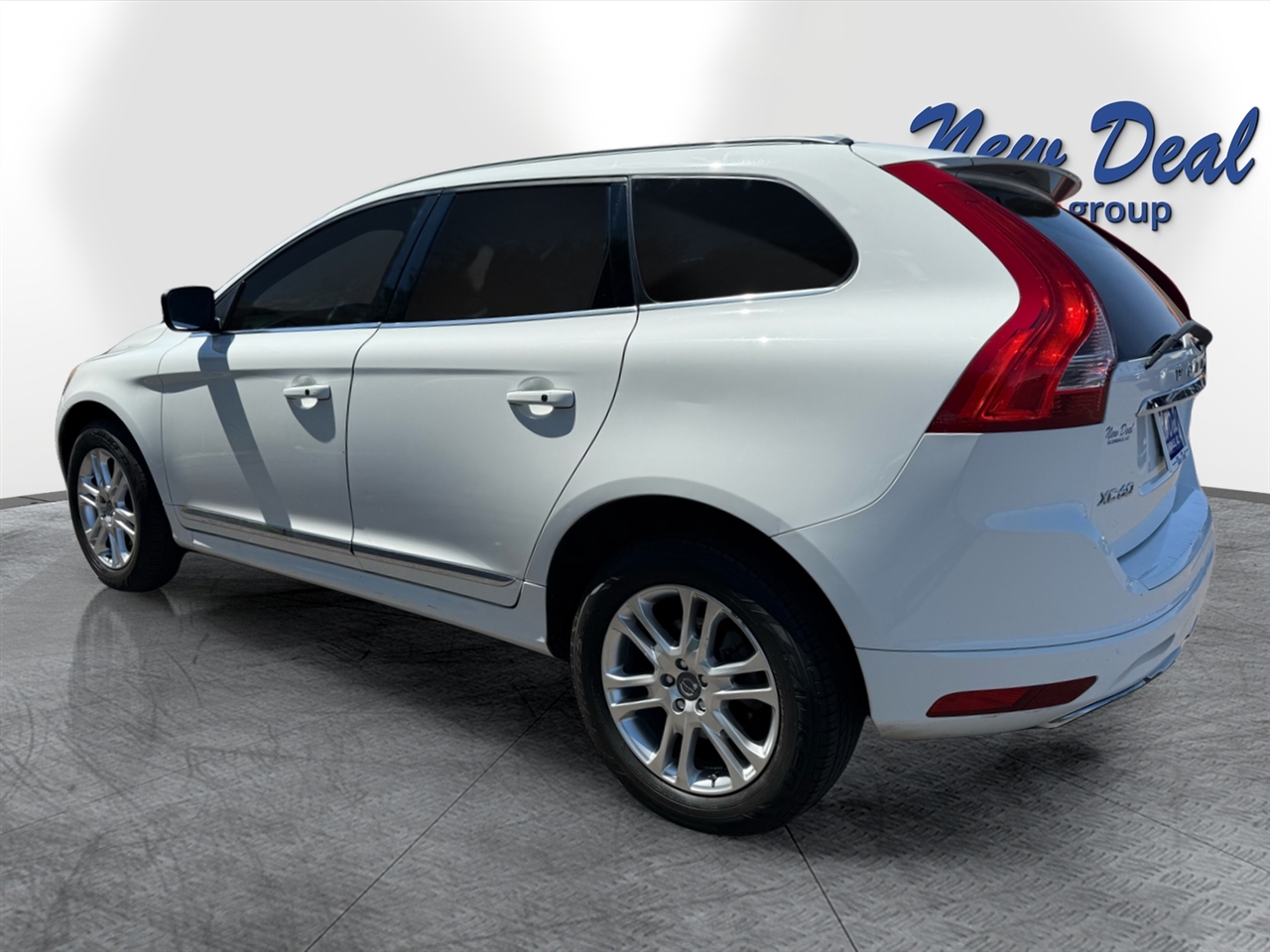 2015 Volvo XC60 T5 Premier photo 4