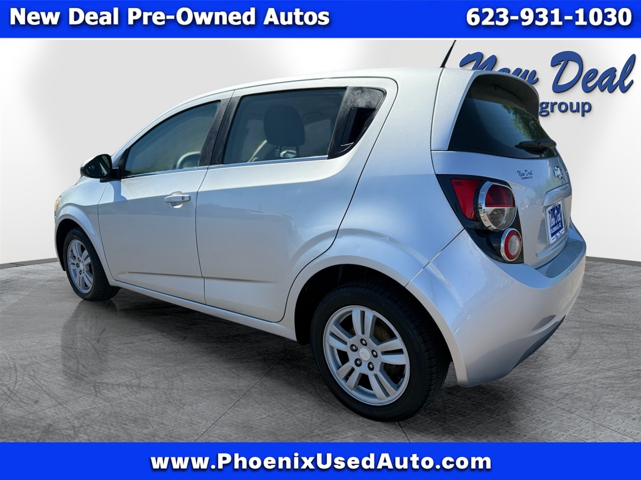 2014 Chevrolet Sonic LT photo 4