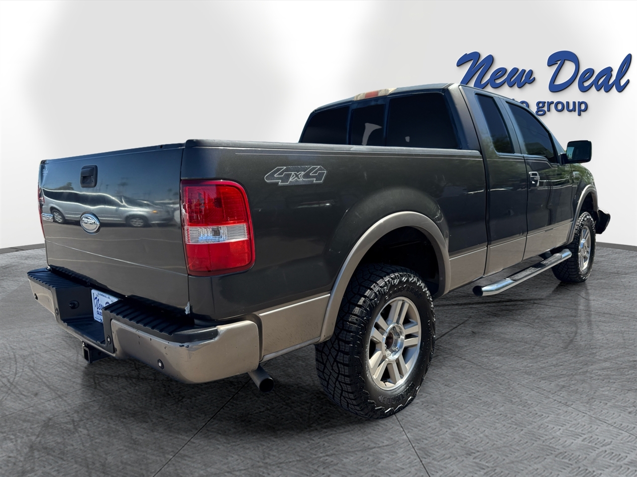 2005 Ford F-150 Lariat photo 3