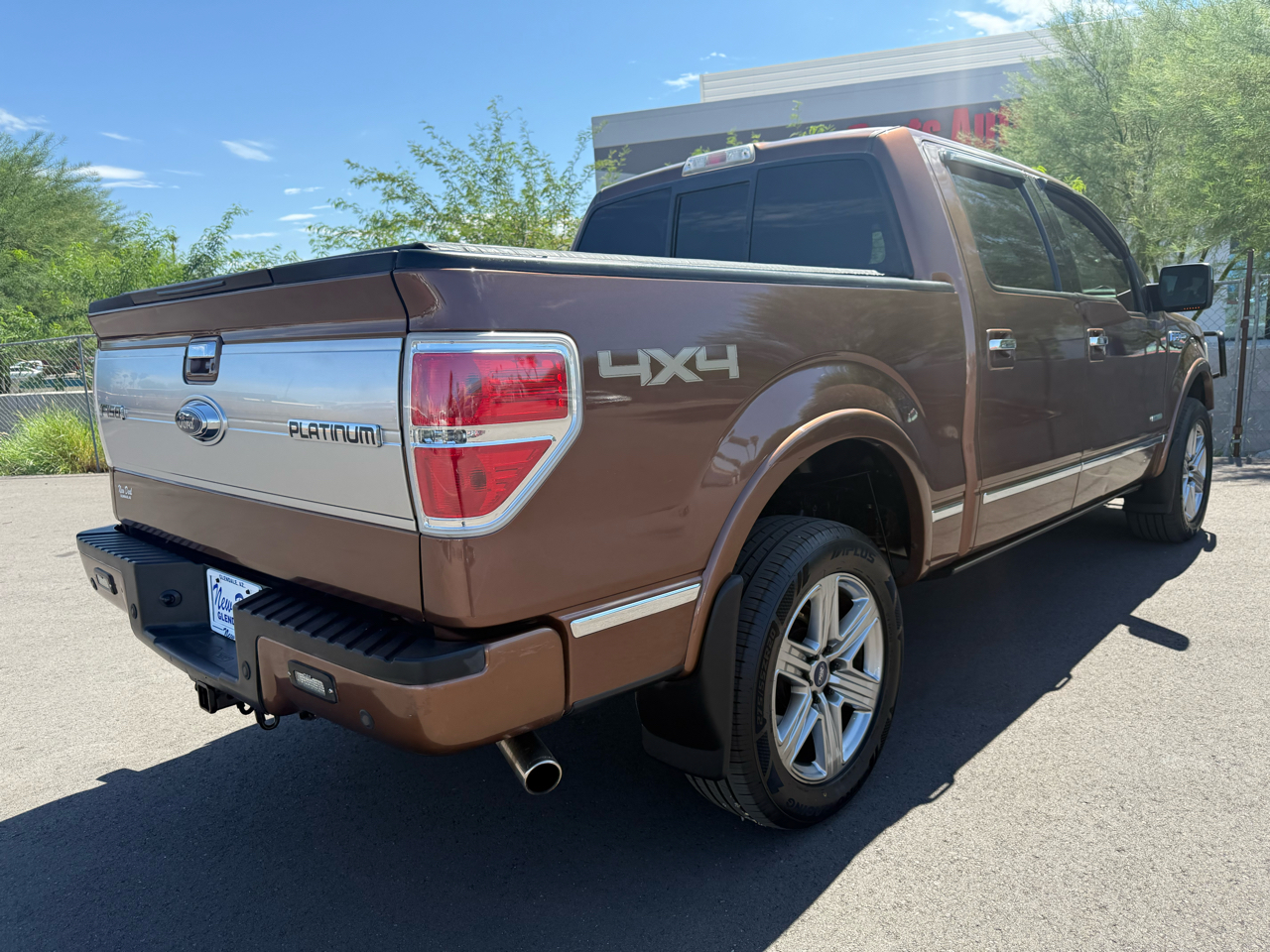 2012 Ford F-150 Platinum photo 2