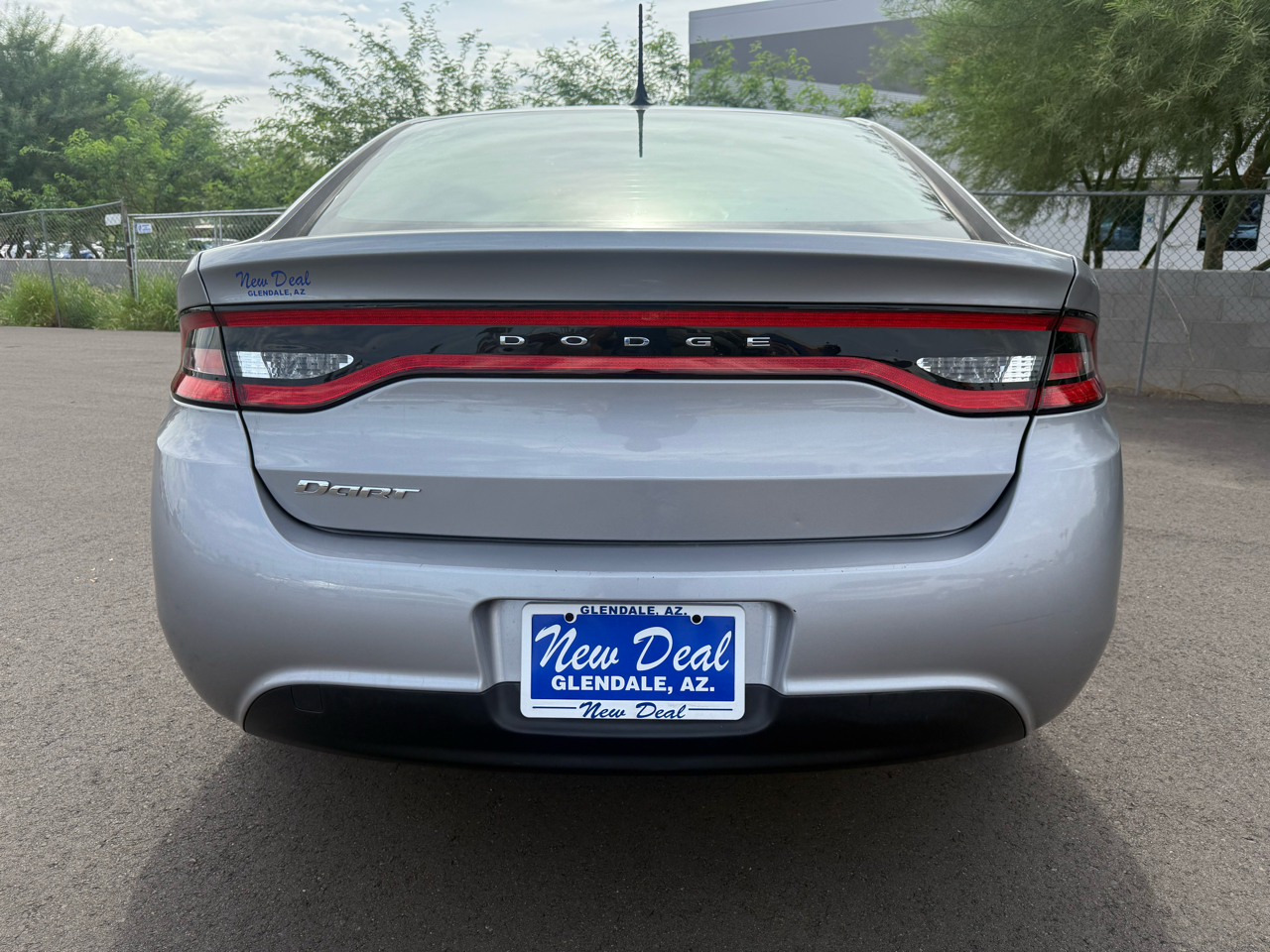 2016 Dodge Dart SE photo 3