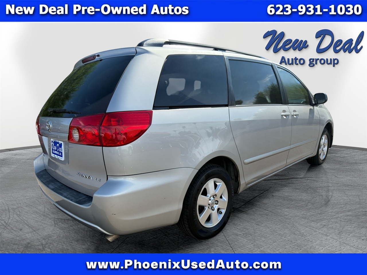 2007 Toyota Sienna CE photo 3