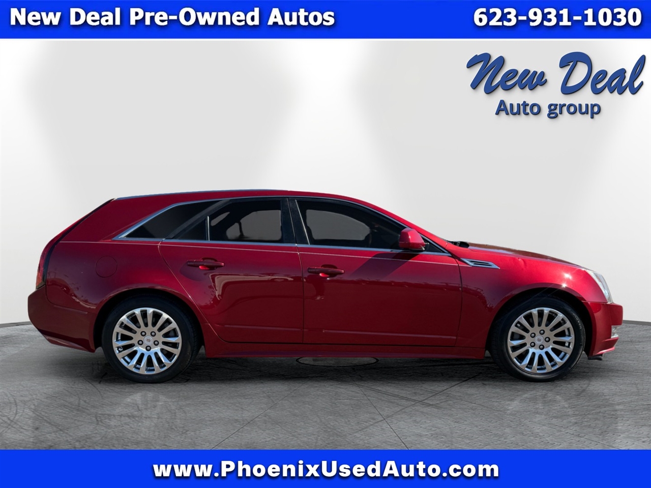 2010 Cadillac CTS Sport Wagon Premium photo 2