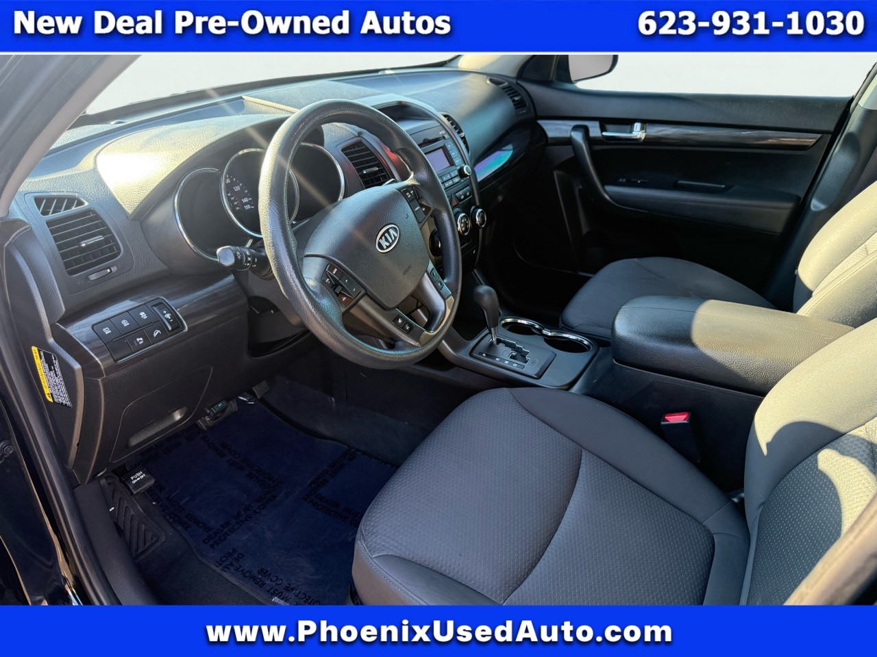 2012 Kia Sorento LX photo 10