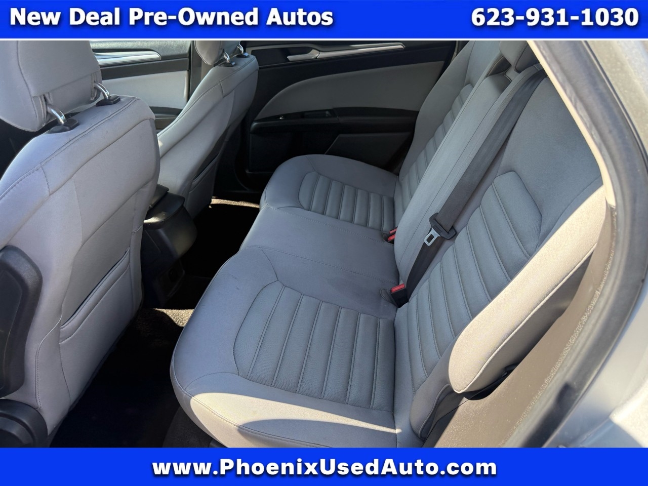 2014 Ford Fusion S photo 10