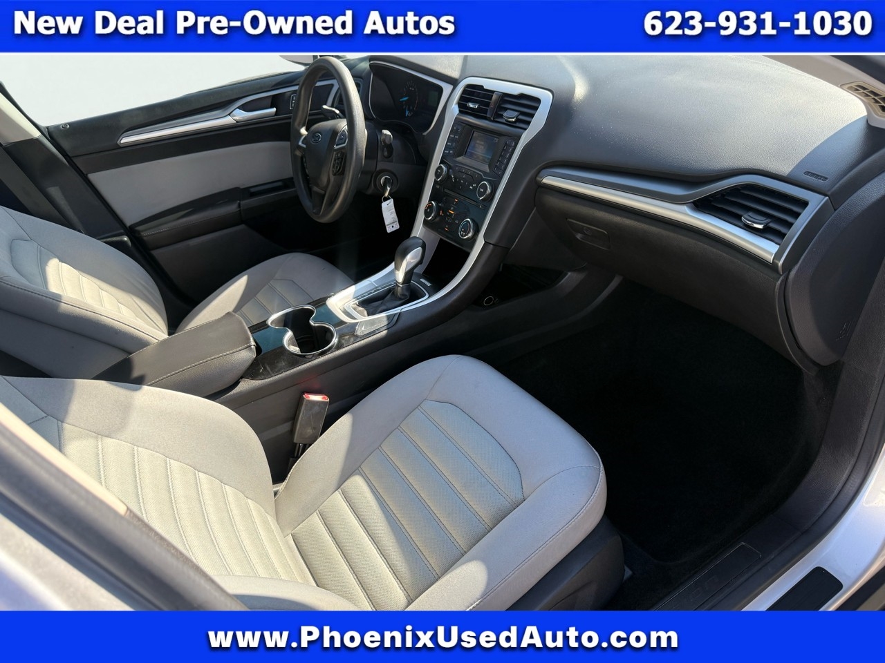 2014 Ford Fusion S photo 11