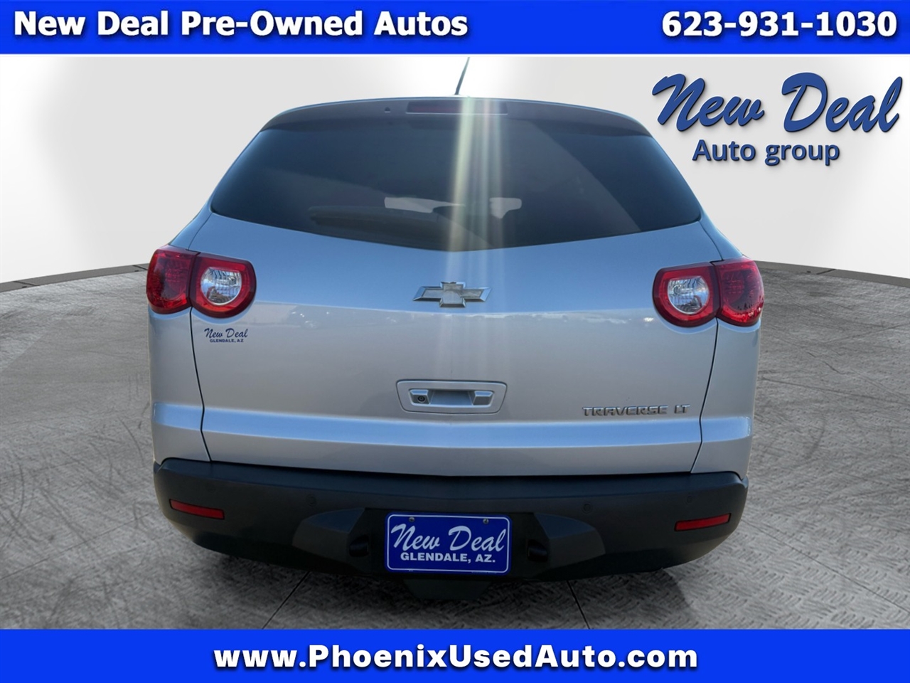 2012 Chevrolet Traverse 2LT photo 4