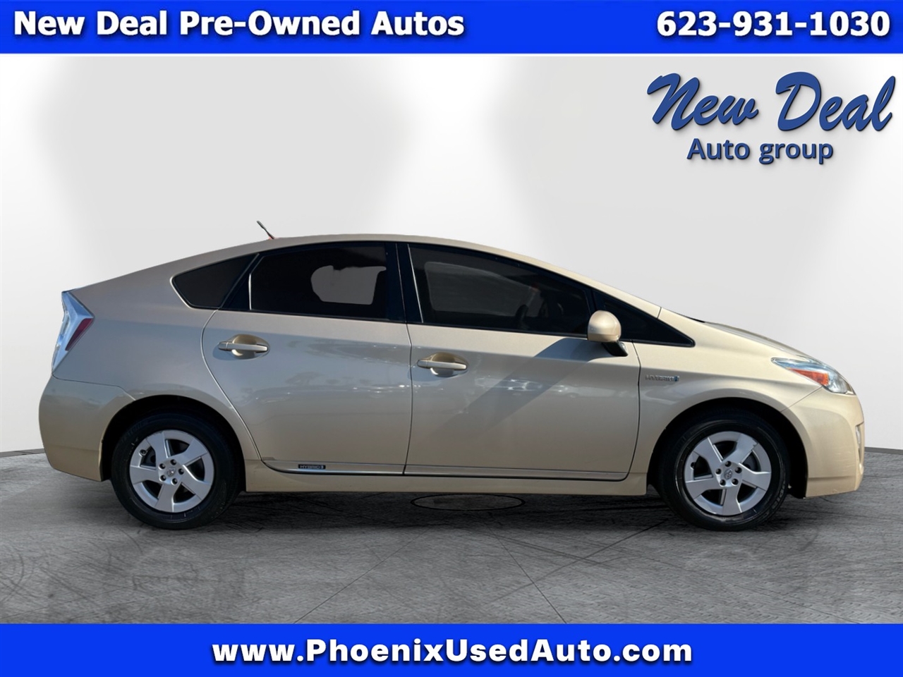 2010 Toyota Prius photo 2