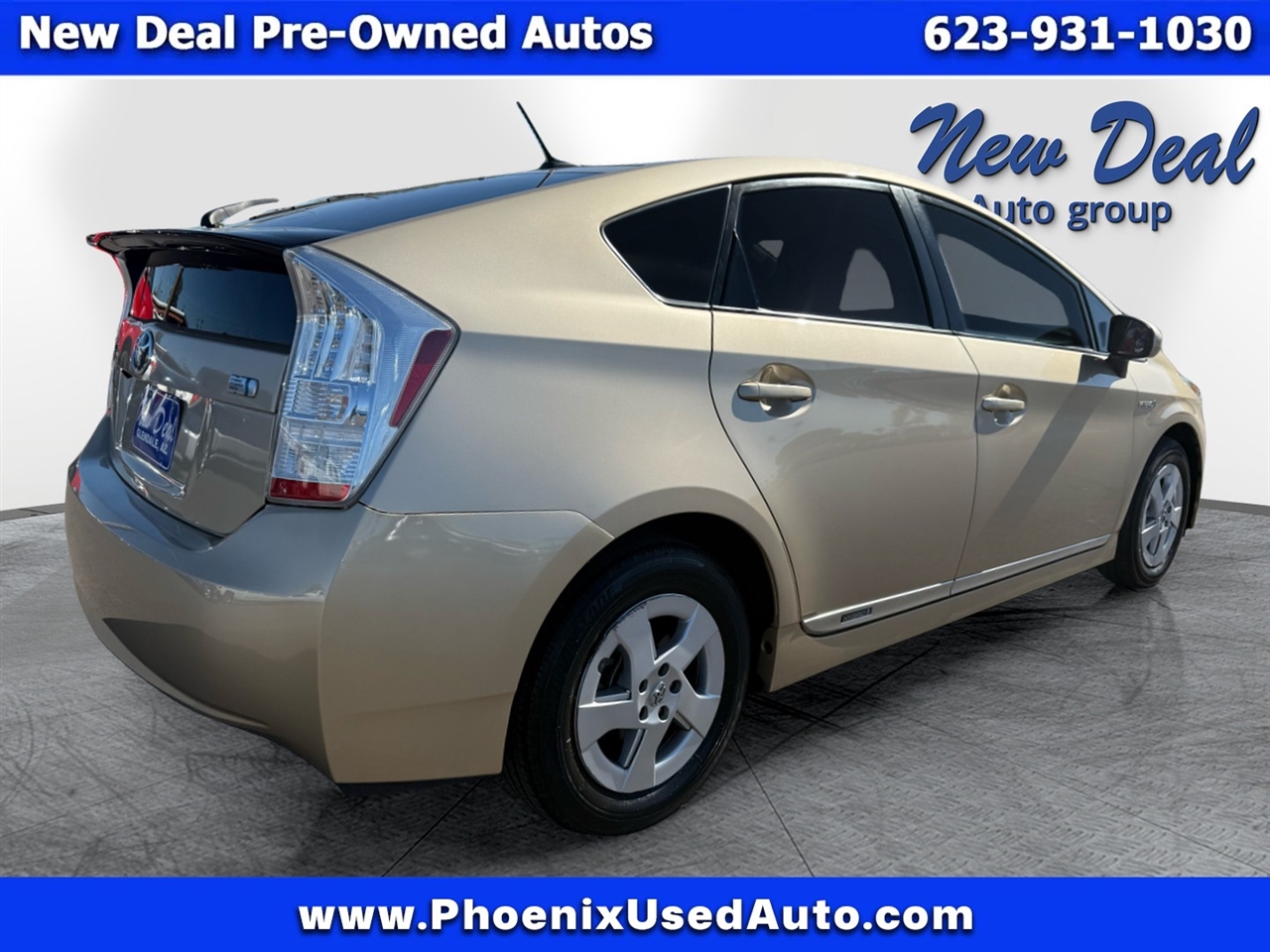 2010 Toyota Prius photo 3