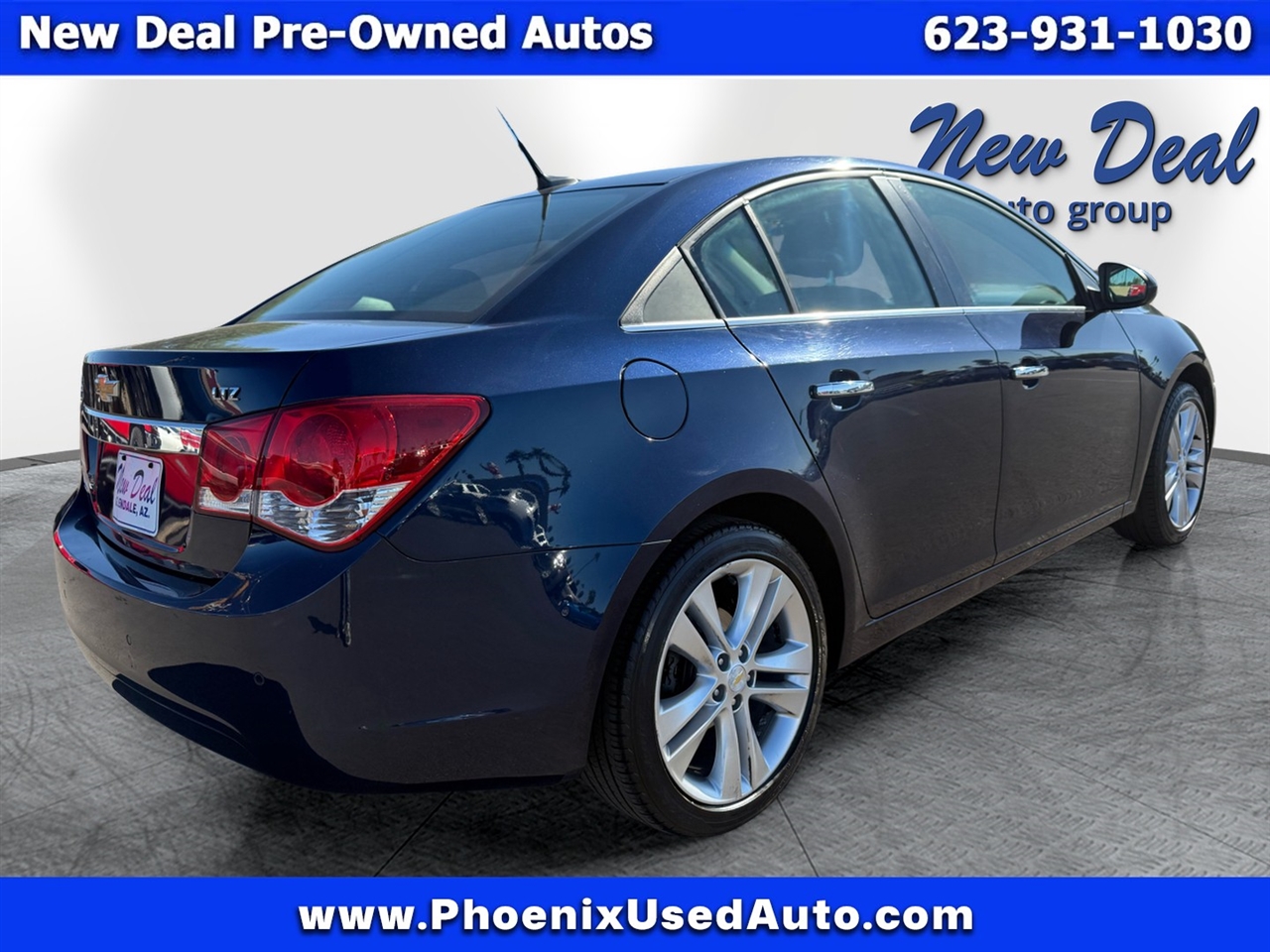 2011 Chevrolet Cruze LTZ photo 2