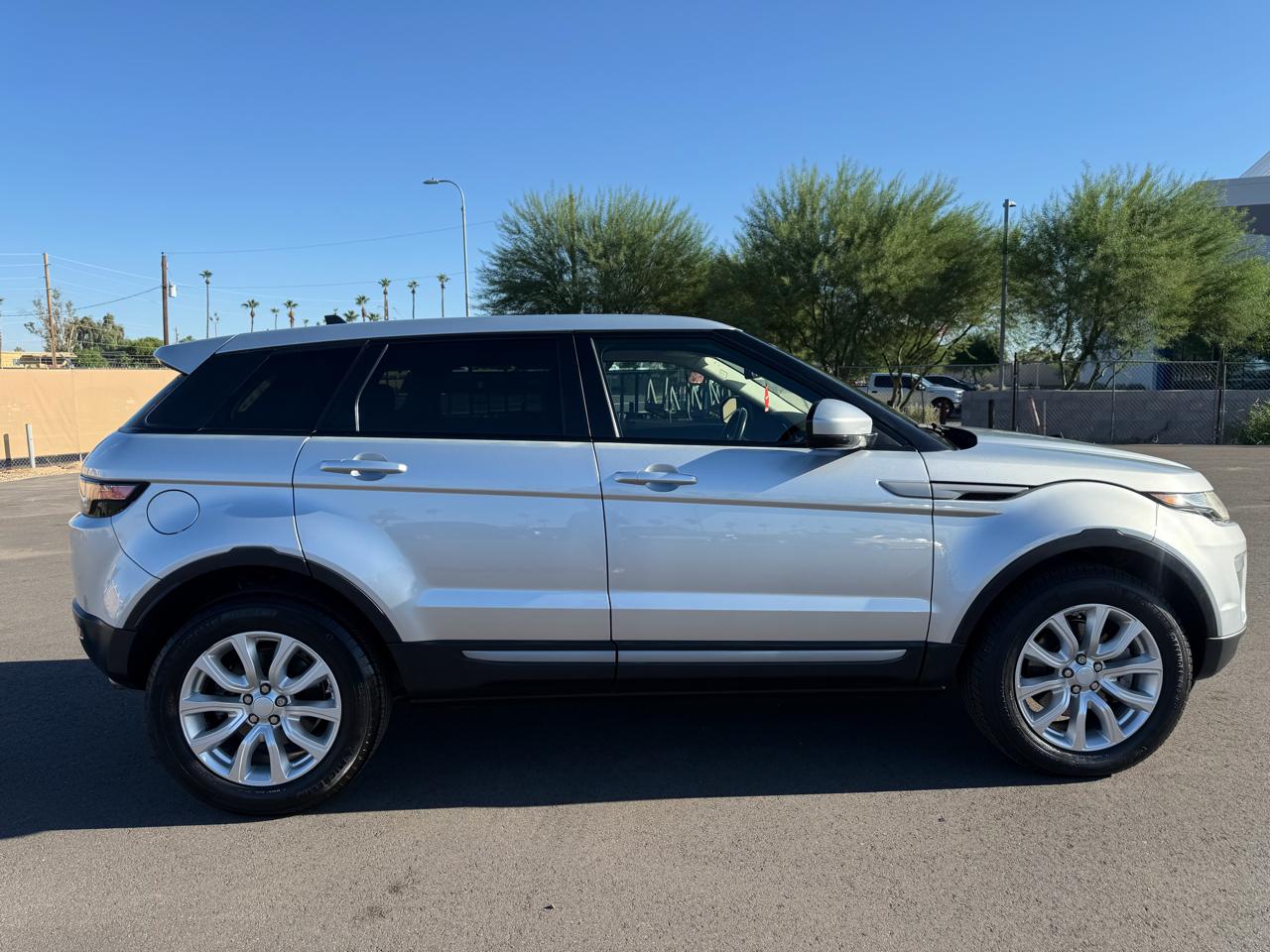 Land Rover Range Rover Evoque SE 2016