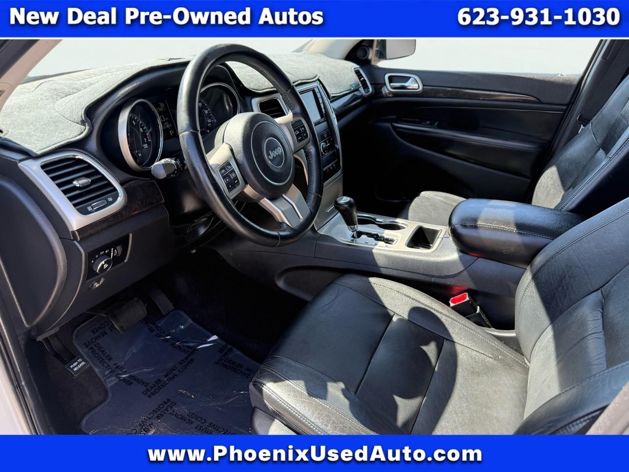 Jeep Grand Cherokee Laredo 2WD 2012