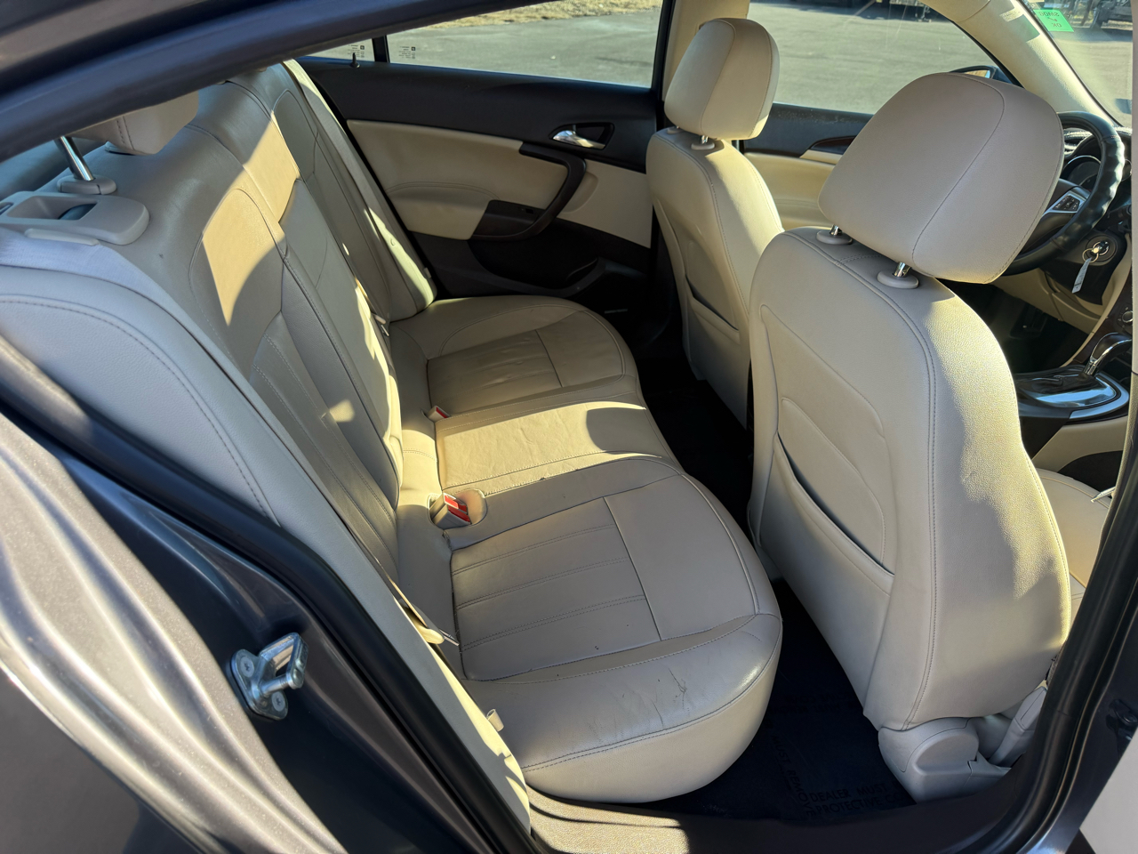 Buick Regal CXL - 6XL 2011