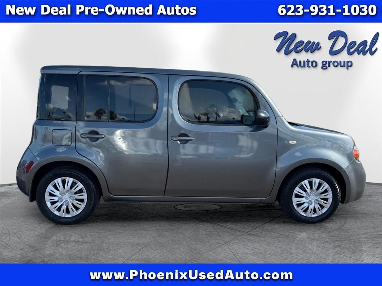 View vehicle photo 2