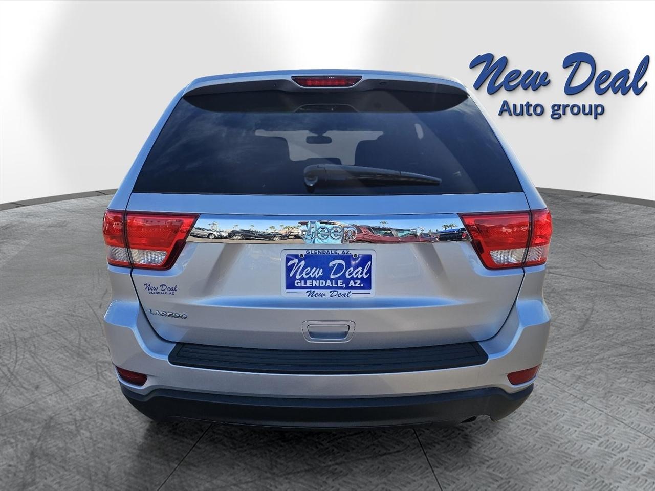 Jeep Grand Cherokee Laredo 2WD 2013