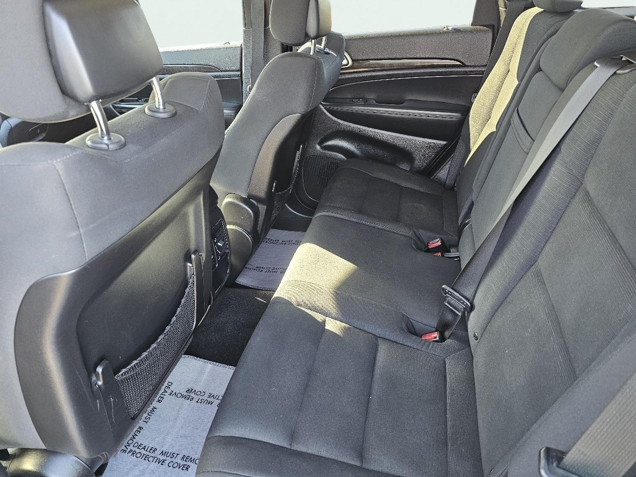 Jeep Grand Cherokee Laredo 2WD 2013