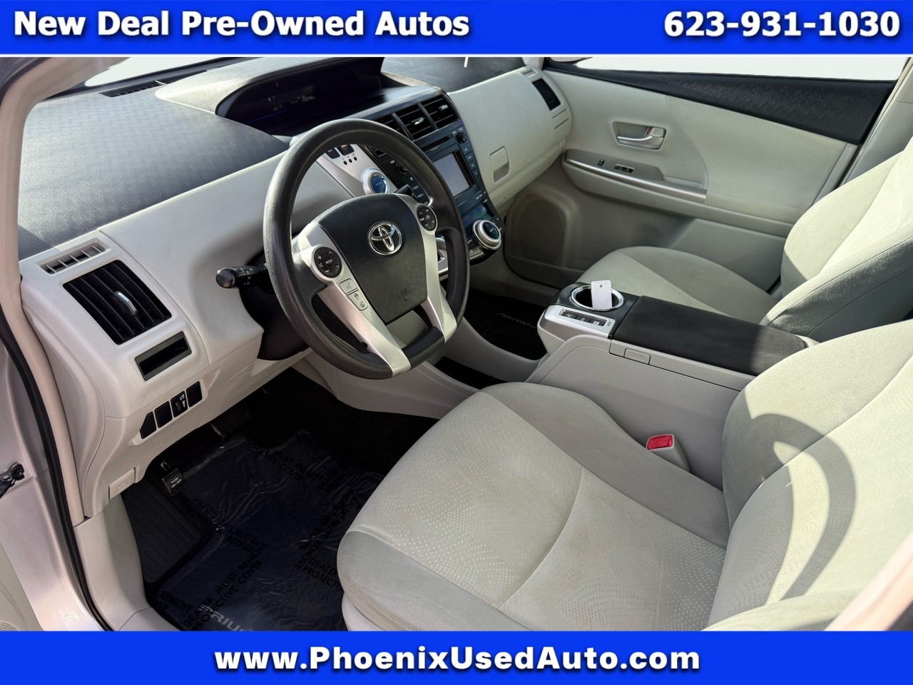 Toyota Prius V Three 2013 Toyota Prius V Three 2013