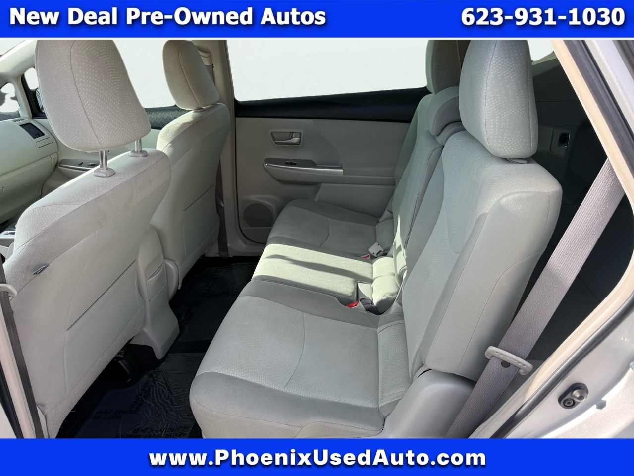 Toyota Prius V Three 2013 Toyota Prius V Three 2013