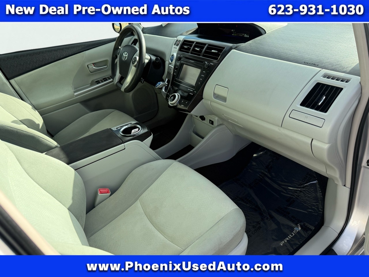 Toyota Prius V Three 2013 Toyota Prius V Three 2013