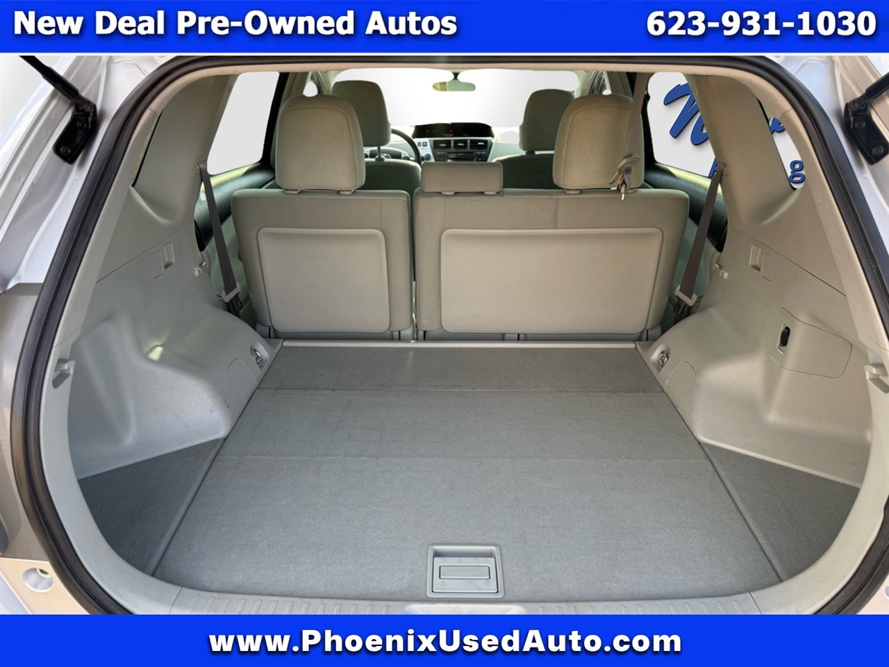 Toyota Prius V Three 2013 Toyota Prius V Three 2013